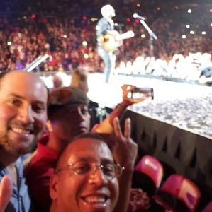 Meet your Posher, Marcos